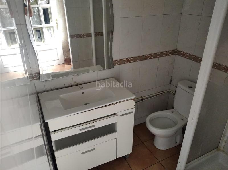 Foto f52e3d44-2e4d-4b78-be3e-470385bba738. Casa pareada solvia inmobiliaria chalet adosado en Montcada i Reixac