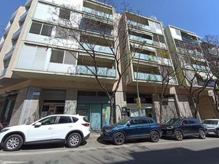 Local commercial  Tres dabril. Solvia inmobiliaria  locales sant boi de llobregat