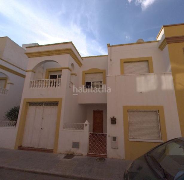 Foto 328bc91e-ecb4-458f-a000-6dcd446b03c5. Zweistöckige wohnung in El Alquián Almería