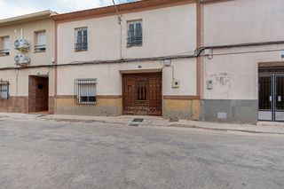 Casa bifamiliare  C/ cardenal cisneros. Solvia inmobiliaria  chalet adosado pedro muñoz