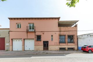 Casa bifamiliare  Villarrubia. Solvia inmobiliaria  chalet adosado urda