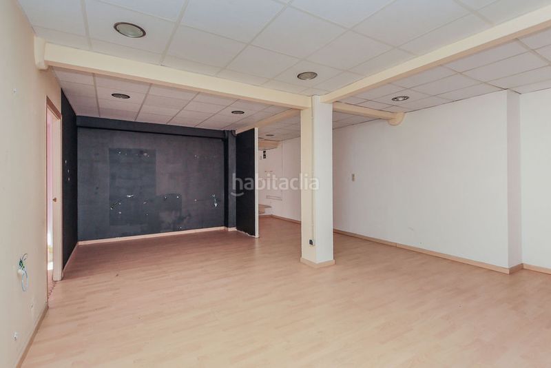 Foto 01431919-be4f-40b6-8bf3-05198417da6a. Local comercial a Llevant Reus