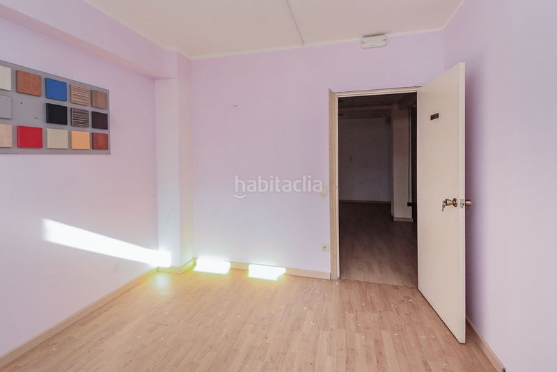Foto 0f82cc5a-891c-4afc-9e7d-4f67ad0b038a. Local comercial a Llevant Reus