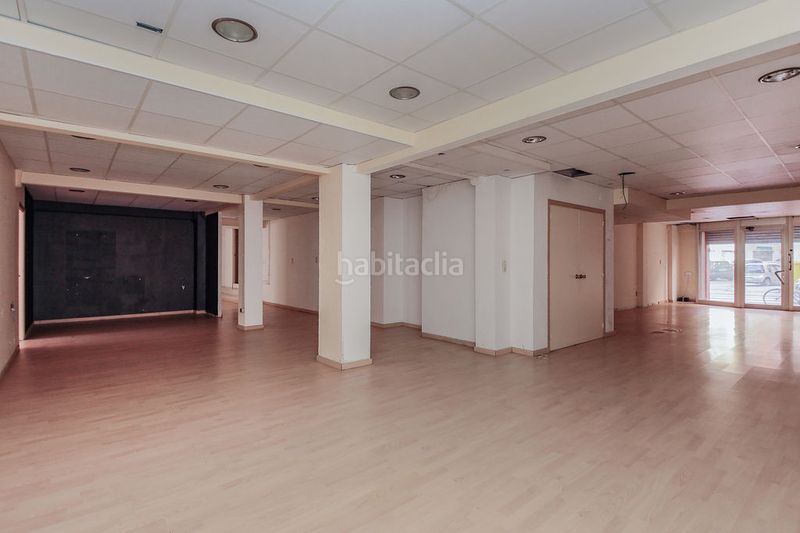 Foto 64800a35-247d-4760-bbac-fc2e907d999d. Local comercial a Llevant Reus
