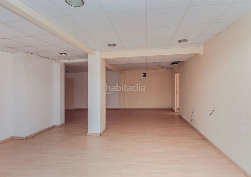 Foto a715d189-c8c8-471d-9ac3-aa50ac2d2d83. Local comercial a Llevant Reus