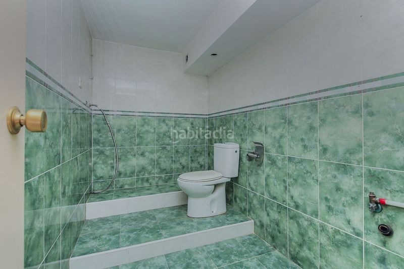 Foto cc9e635a-2ce5-4e69-9d70-2d11e6d2bcb9. Local comercial a Llevant Reus