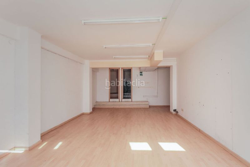 Foto d3e2e09d-5e29-4181-92da-48b1572ac621. Local comercial a Llevant Reus