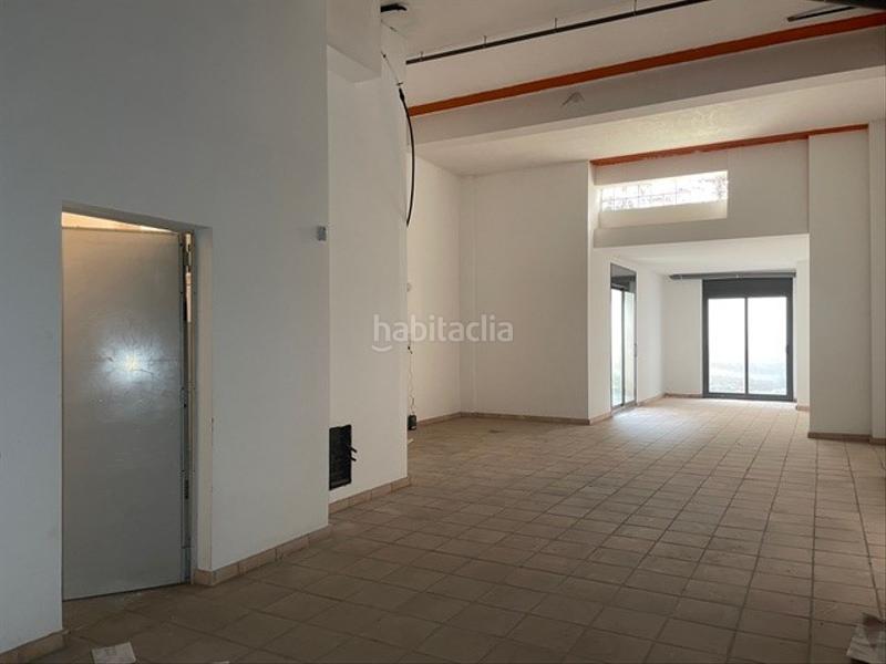 Foto b0404c3a-8f26-43e3-a5a3-f9ab54fff35b. Local commercial dans Joan Prim Granollers