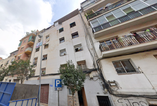 Piso  C/ ricard strauss. Solvia inmobiliaria  piso badalona