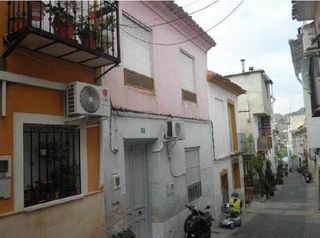Pis  C/ agua. Solvia inmobiliaria  piso abarán