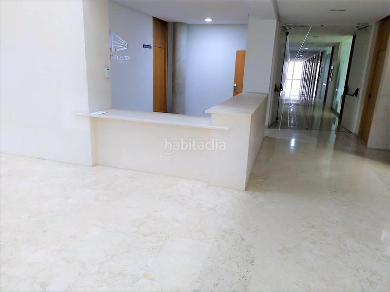 Foto 0d56b5b0-294f-42fe-b020-8e35b66b49ce. Business premise in Centro Bormujos