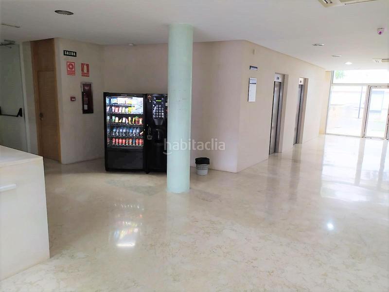 Foto 17d2e09a-0741-4e35-843b-6451a5130720. Business premise in Centro Bormujos