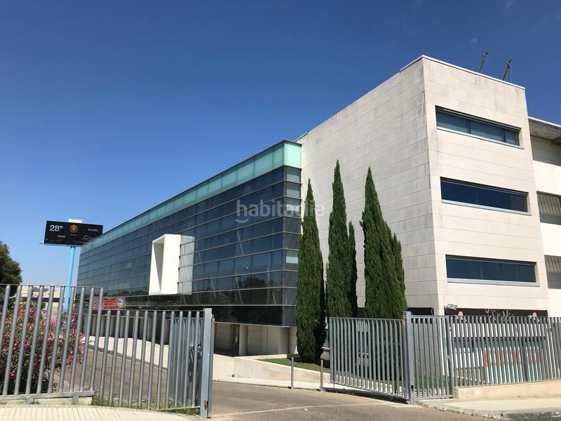 Foto 62bd20df-45b8-47d8-97c5-b2069721291e. Business premise in Centro Bormujos