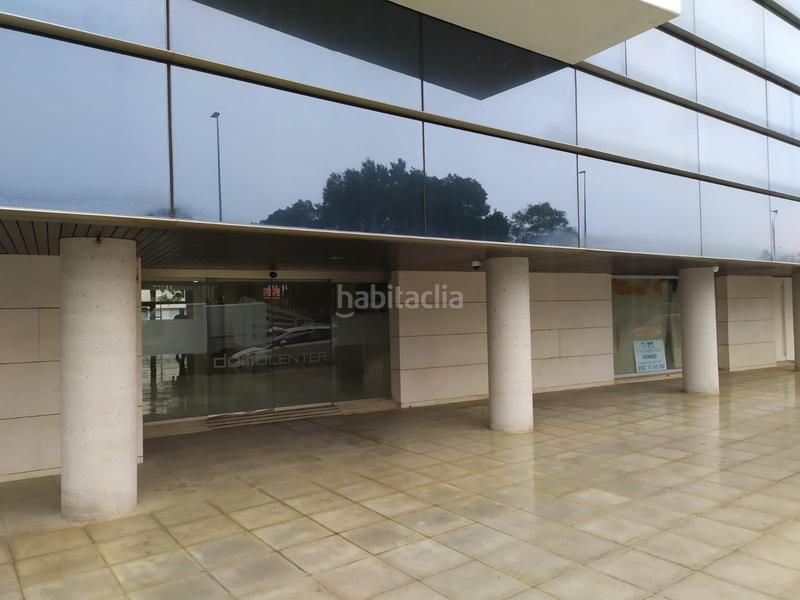 Foto febd1d71-0d16-479f-b2e6-ab25658c39a9. Business premise in Centro Bormujos