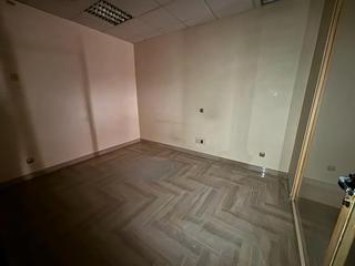 Local commercial  Canovas del castillo. Solvia inmobiliaria  locales algeciras