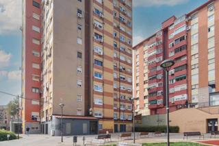 Appartamento  C/ sant bartomeu. Solvia inmobiliaria  piso badalona