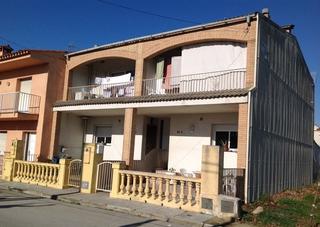 Casa aparellada  St jordi-mas flassia. Solvia inmobiliaria  chalet adosado vidreres
