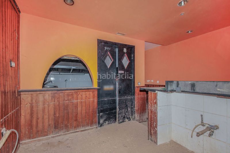 Foto 689c684d-4e08-43e9-9ed4-3b67787e2c30. Local comercial a Platja de Ponent Salou