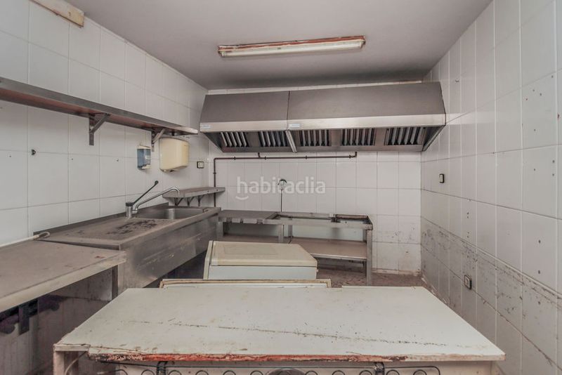 Foto ab2c1600-c8c0-4fbd-bc99-223b3b774eb6. Local comercial a Platja de Ponent Salou