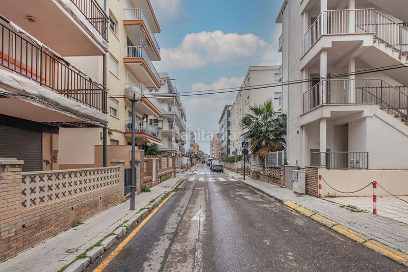 Foto b6e9918c-1cb3-4698-a779-ab9de409e16a. Local comercial a Platja de Ponent Salou