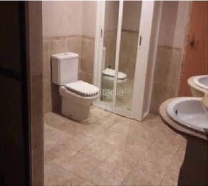 Foto 790126f0-f1da-4d93-aa7f-475a093b1e75. Local comercial solvia inmobiliaria locales en Bonavista Tarragona