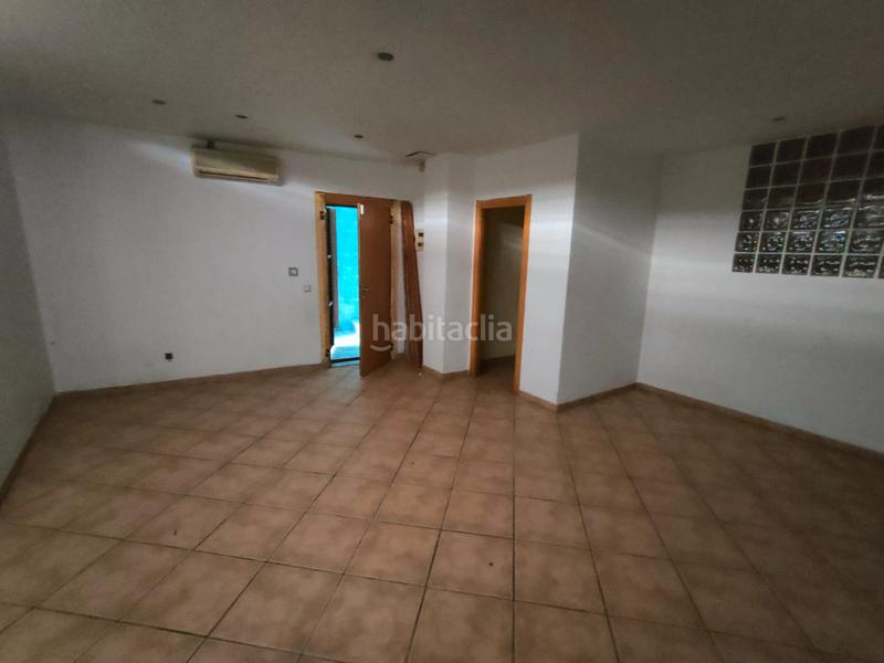 Foto abb25a8d-cfca-4896-b8ef-953cebba8855. Local comercial solvia inmobiliaria locales en Bonavista Tarragona