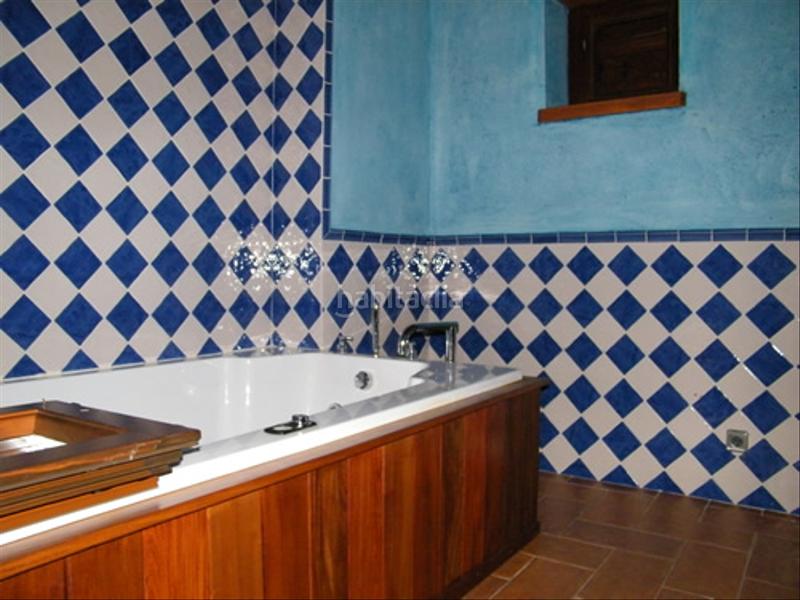 Foto a835937a-82d4-4ed4-beff-ae2a7ad37650. Dúplex solvia inmobiliaria dúplex de sus en Arres