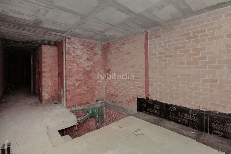 Foto 3f7a4364-05f3-4d12-a34d-8af56effd4d8. Edifici a Covadonga Sabadell