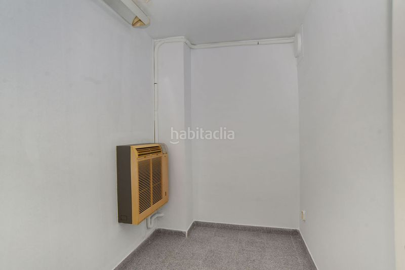 Foto 0fb85e25-3e25-4bee-977d-f42a71b9b84a. Local comercial a Centre Vic