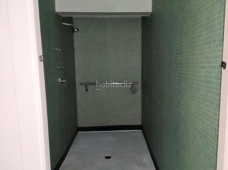 Foto 8109d916-c9a0-41ae-901a-82ffd8a4ef6d. Local comercial a Centre Vic