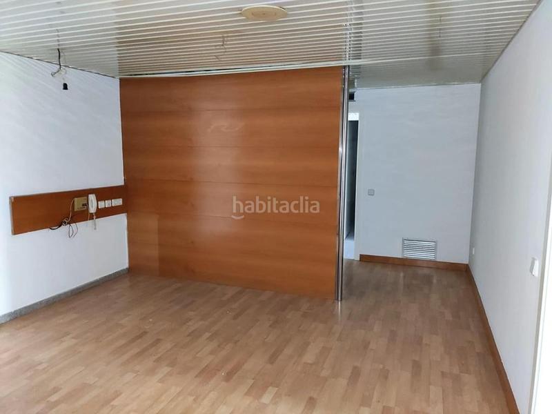 Foto 87d2338f-db18-4df3-97d6-cb4d5fef288f. Local comercial a Centre Vic