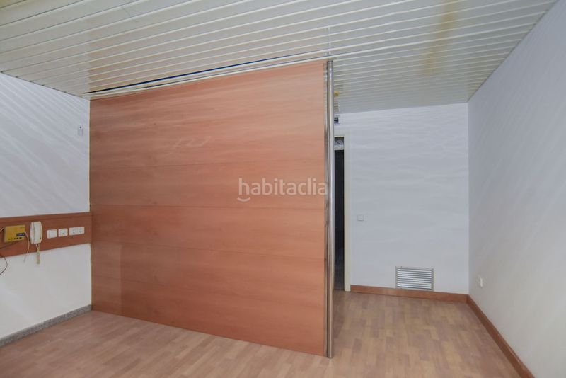 Foto 9d6a253b-5eb7-4826-986f-d8da321df78f. Local comercial a Centre Vic
