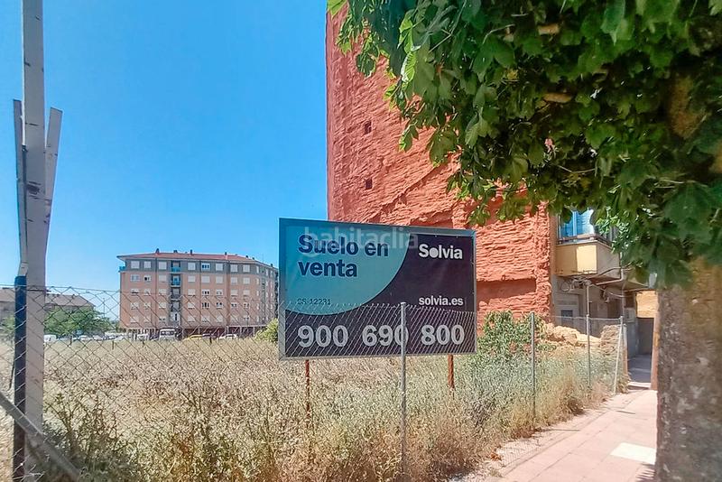 Foto a75a37e1-445f-40fe-9790-597dd956fea0. Finca rústica a Puente Castro León