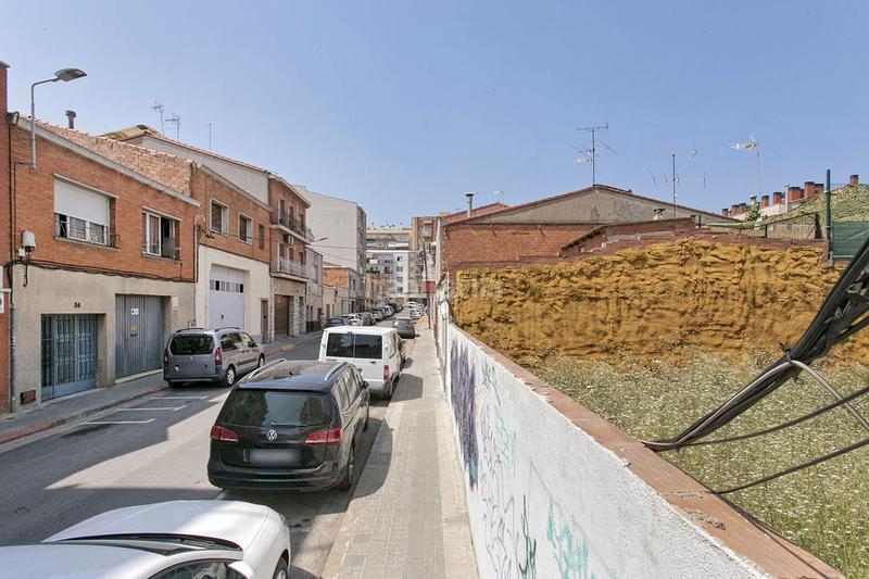 Foto 0abf934e-0fa6-4a2d-80fe-689f2623e401. Fondo rustico in Creu de Barberà Sabadell