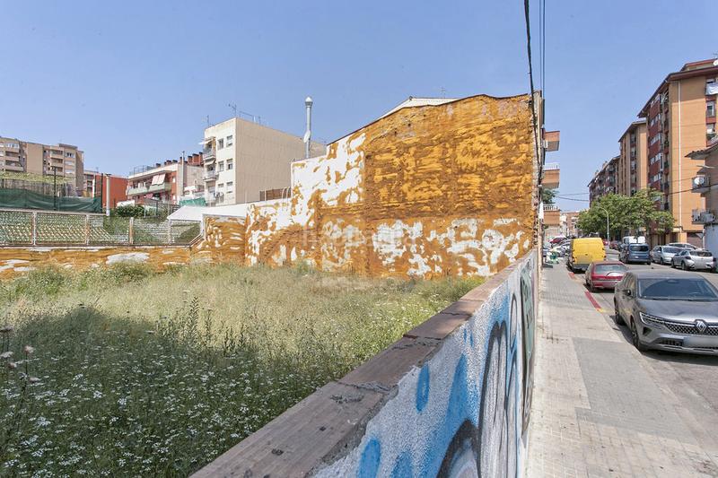 Foto 530605ee-d8f8-4a61-88d1-4859060a5541. Fondo rustico in Creu de Barberà Sabadell