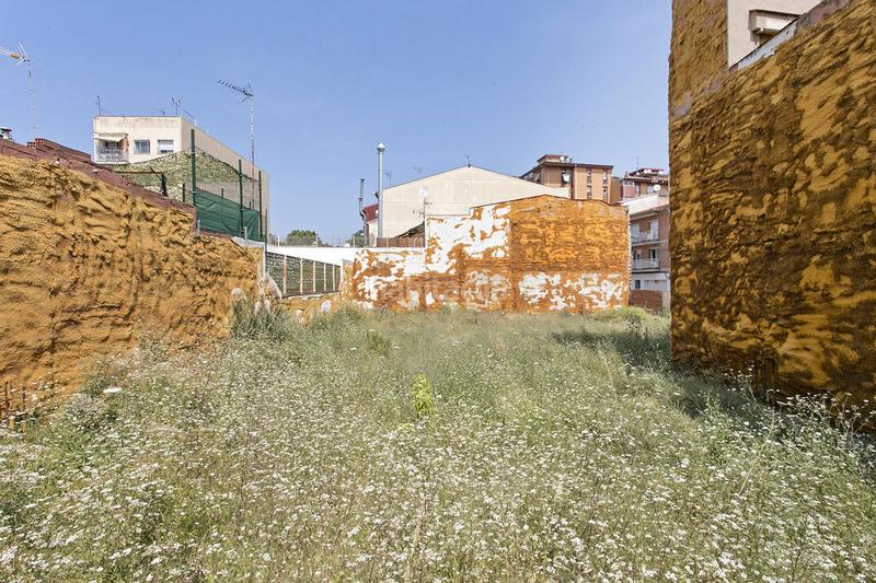 Foto bd79b3e6-b9d9-4894-8dcc-8a485beb185f. Fondo rustico in Creu de Barberà Sabadell