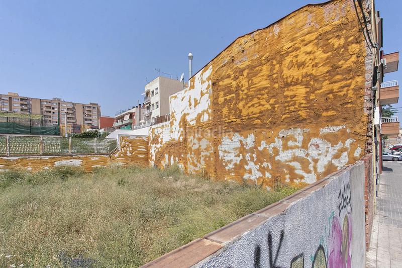 Foto f030e2f4-ec7b-4692-9482-4e46e7e86e3b. Fondo rustico in Creu de Barberà Sabadell