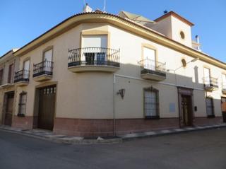 Édifice  Salvador dali. Solvia inmobiliaria  edificio villanueva del trabuco
