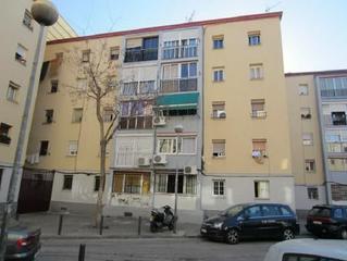 Pis  C/ sta joana lestonnac. Solvia inmobiliaria  piso badalona