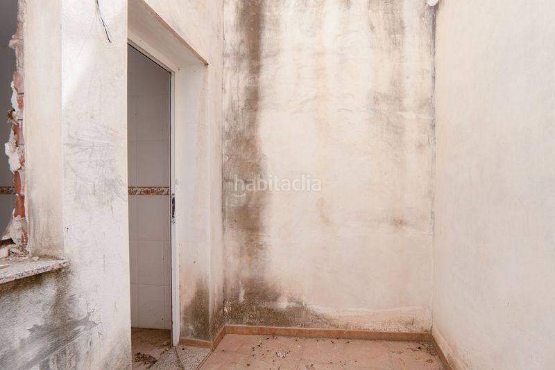 Foto 145060ac-b347-4644-9eeb-03a1149ec4c7. Casa aparellada a Abanilla
