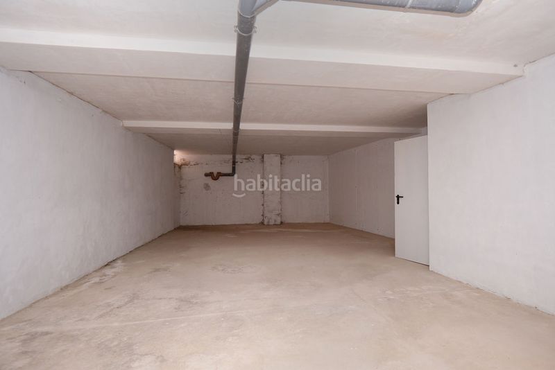 Foto 22454f50-d4f0-40f2-87b8-0b254f628547. Casa aparellada a Abanilla