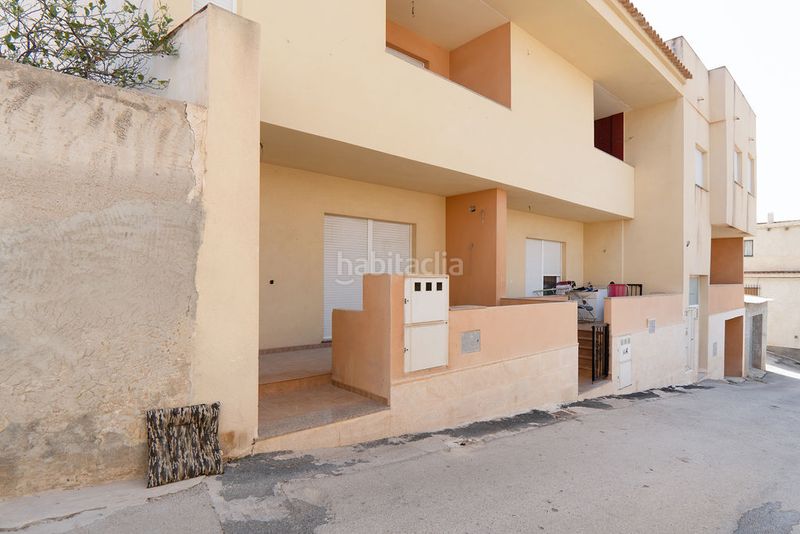 Foto ef26767b-c7a6-4789-b046-2f6fdf742f48. Casa aparellada a Abanilla