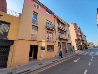 Pis  C/ riera. Solvia inmobiliaria  piso canovelles