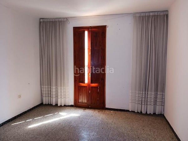 Foto 24bc5947-2c1d-4356-bc36-f94ecac08298. Pis a Sellent