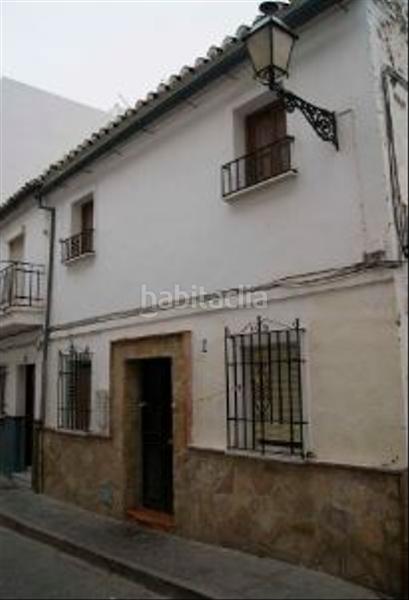Foto ddf15b3b-8013-4931-9a52-f06ad87fb409. Casa aparellada a Zona de la Vega Antequera