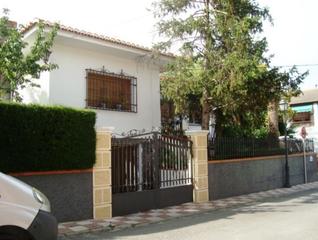 Chalet  C/ cartagena. Solvia inmobiliaria  chalet independiente zubia la