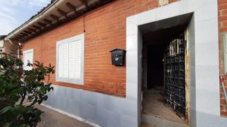 Xalet  C/ santa  eurgenia. Solvia inmobiliaria  casa huecas