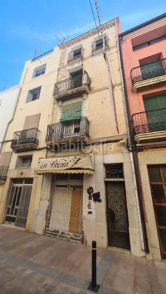 Foto 93de359e-8e80-4583-8bde-c63777c14347. Edificio solvia inmobiliaria edificio en Ulldecona
