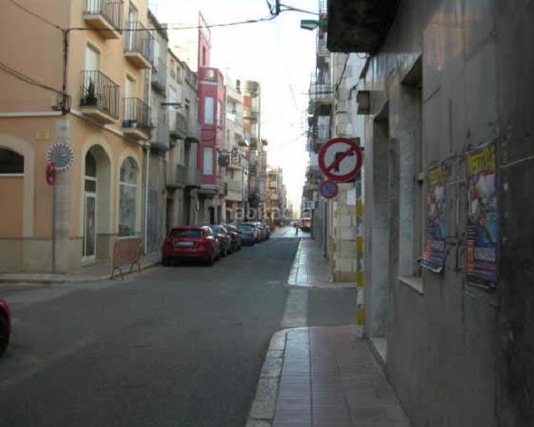 Foto f941212f-b67d-4709-bd8b-aca3ff28ff51. Edificio solvia inmobiliaria edificio en Ulldecona