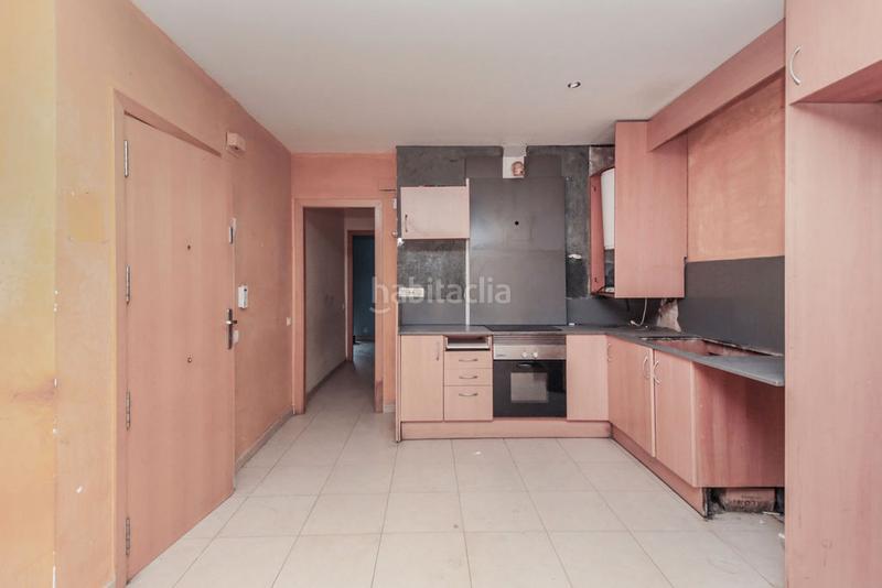 Foto 37c319b2-2aca-4769-bc41-b9c23d500883. Piso solvia inmobiliaria piso en Flix